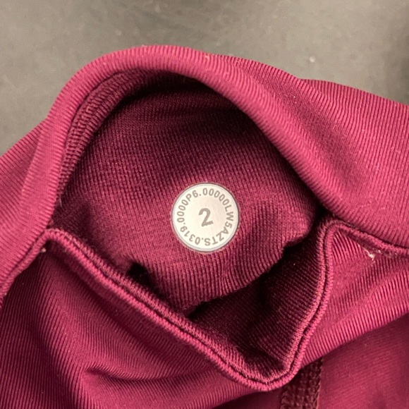 lululemon all the right places 28” bordeaux drama - Picture 4 of 4
